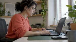Specialist verifying ecommerce tracking fields